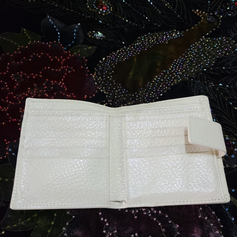 Gucci Wallet - Picture 9 of 14